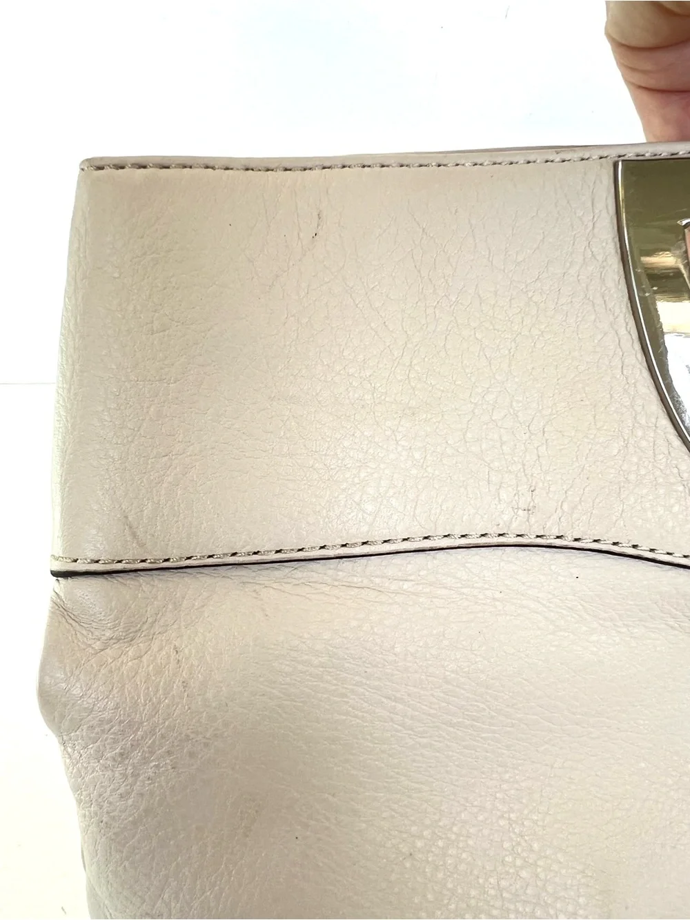 B. MAKOWSKY Cream Pebbled Leather Silver Hardware Evening Cocktail Bag Clutch